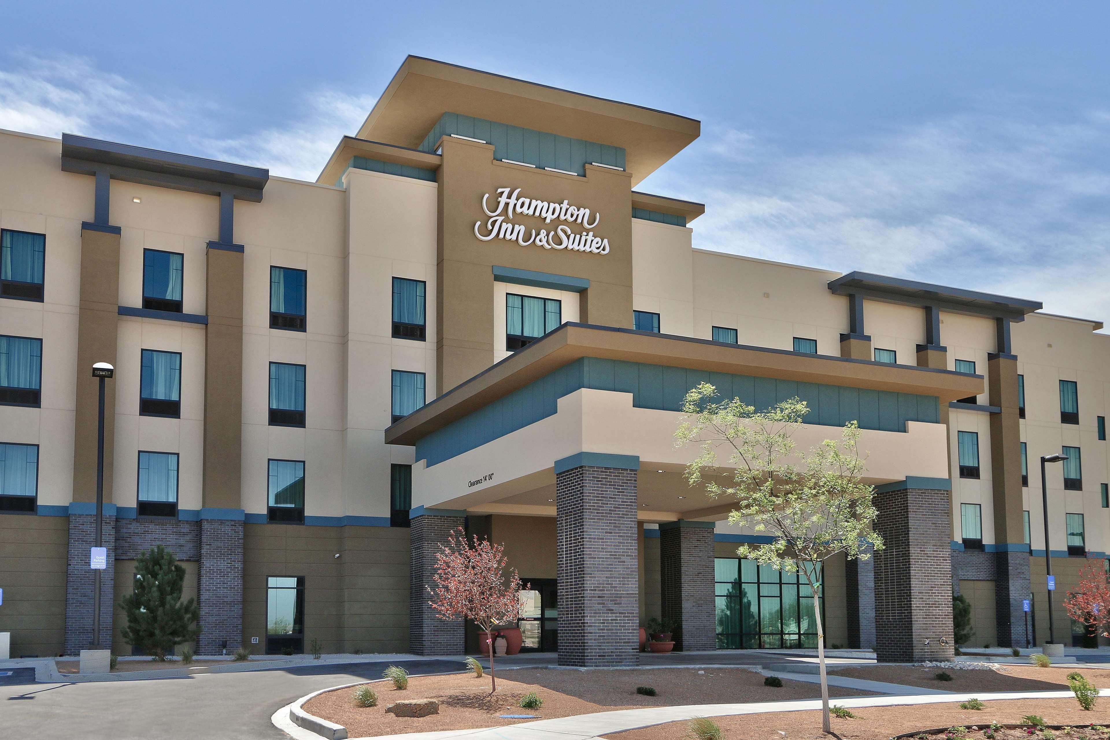 Hampton & Hotel Artesia