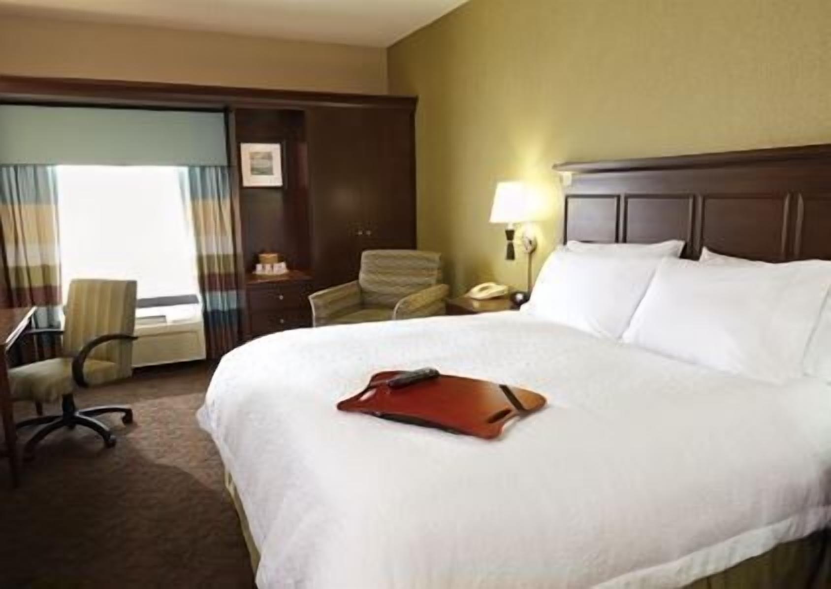 Hampton & Hotel 3*